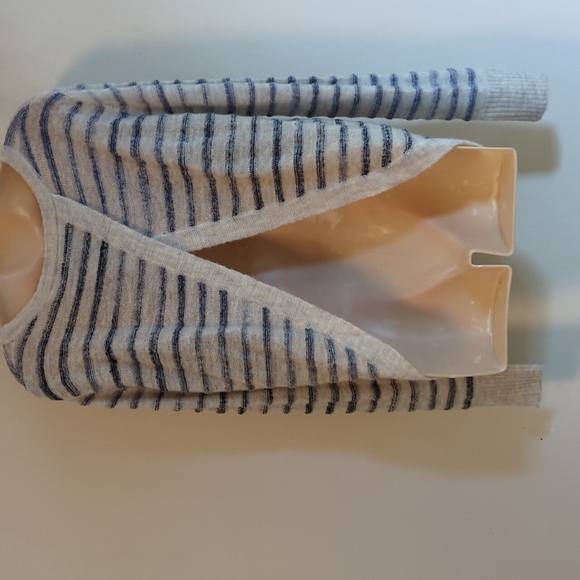 Pam & Gela Cross Back Sweater - Picture 7 of 16